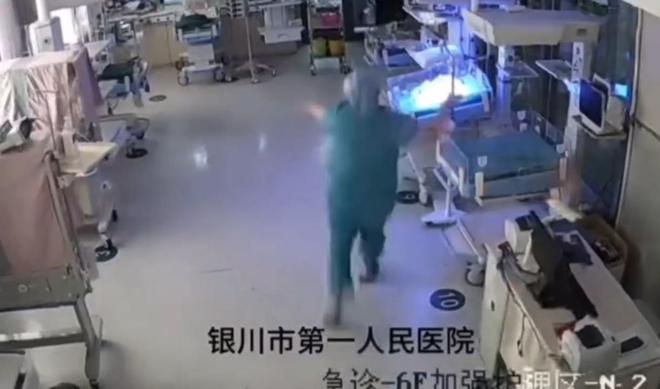 学逃生后续来了！网友表示：这嘉奖是不是低了pg电子免费模拟器游戏地震中高中生背起同(图12)