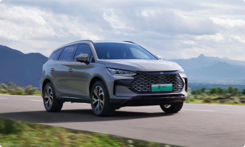 旗HS6PHEV对比三款同级谁是家庭最优解？pg电子模拟器中大型高端五座混动suv推荐红(图5)